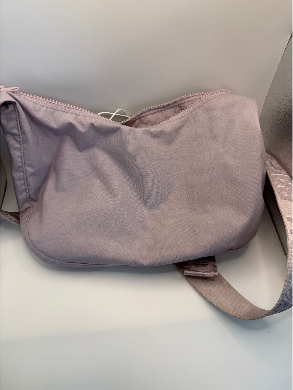 Baggu Medium Nylon Crescent Bag In Dusty Pink - Picture 4 of 8